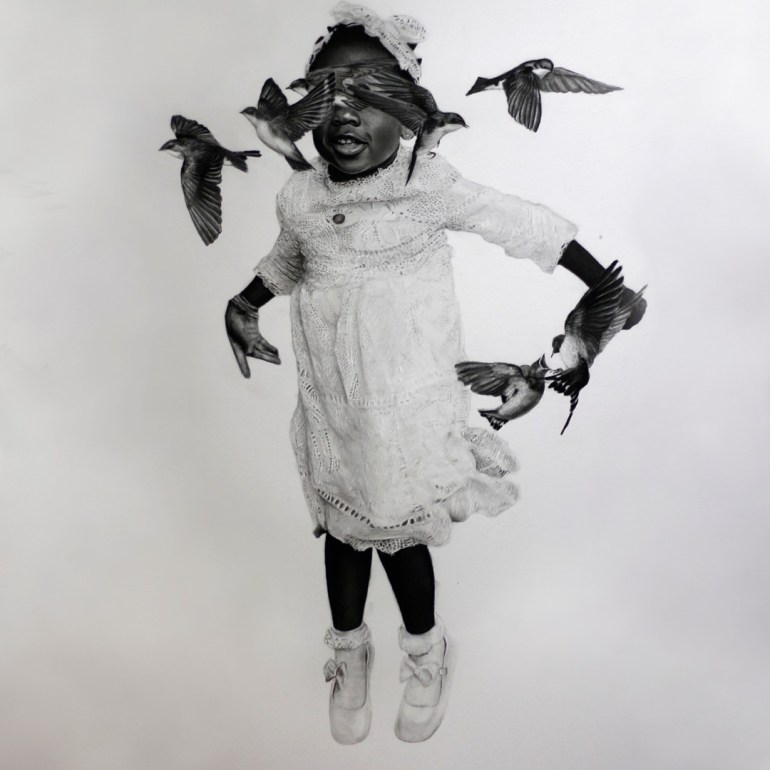 RITCHELLY OLIVEIRA, "Chissomo", 2018 | Carvão e grafite sobre papel algodão (100X100cm)